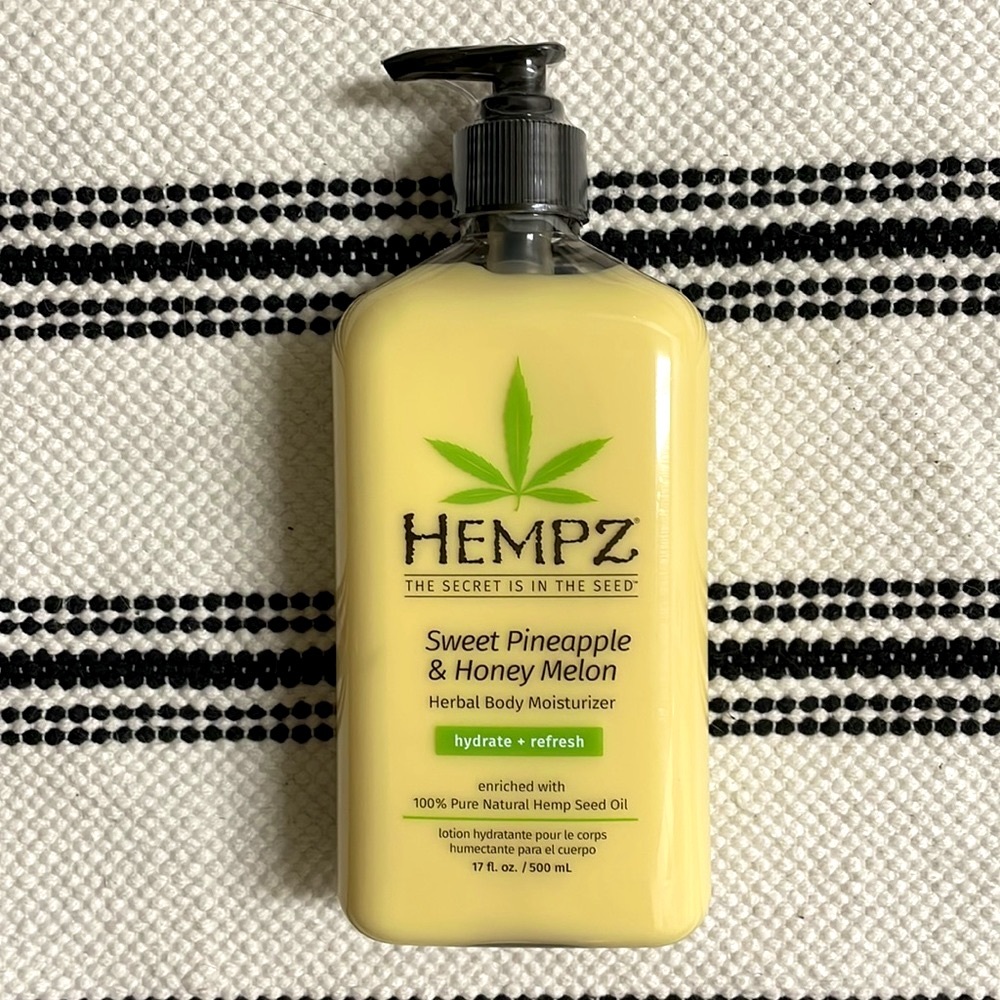 Hempz Body Lotion Moisturizer Sweet Pineapple and Honey Melon